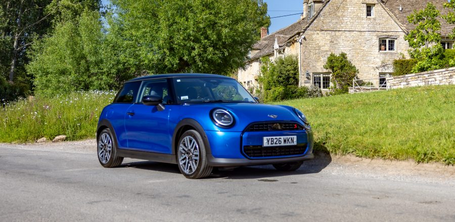 MINI Cooper 3 Door, Icy Sunshine Blue, Image 8, 2026