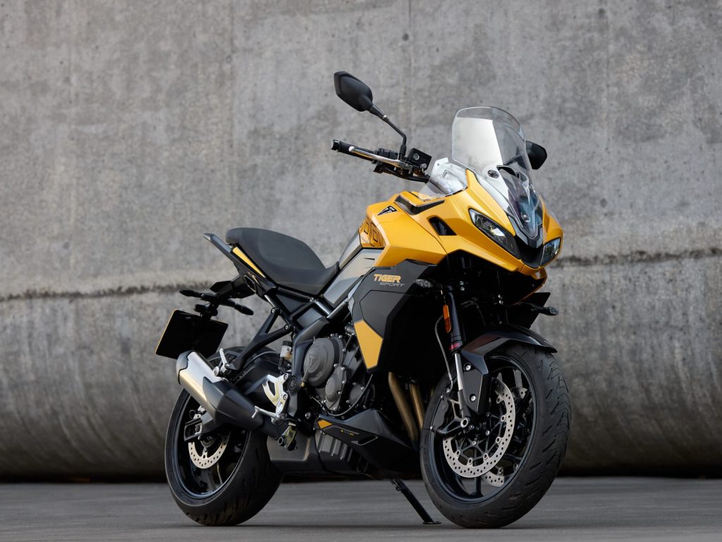 OE_TigerSport800_MY25_70140_JP-triumph_square