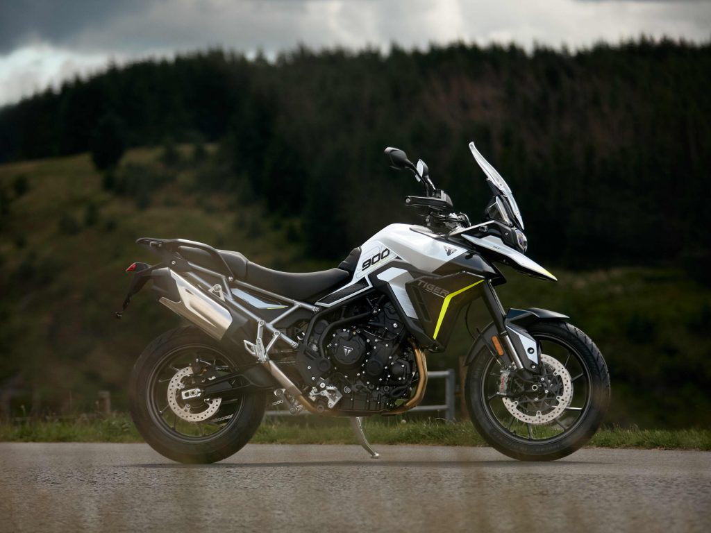 Tiger_900_GT_MY26_CTG_CW4I9261_GE-triumph_square