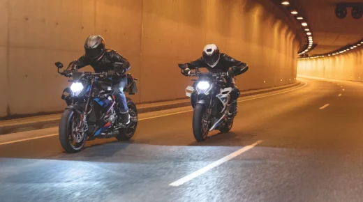 bmw_m_1000_r_image_motorrad_2022_di22_000103704